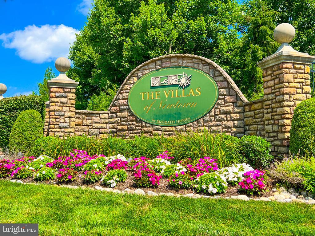240 WILLOW DRIVE