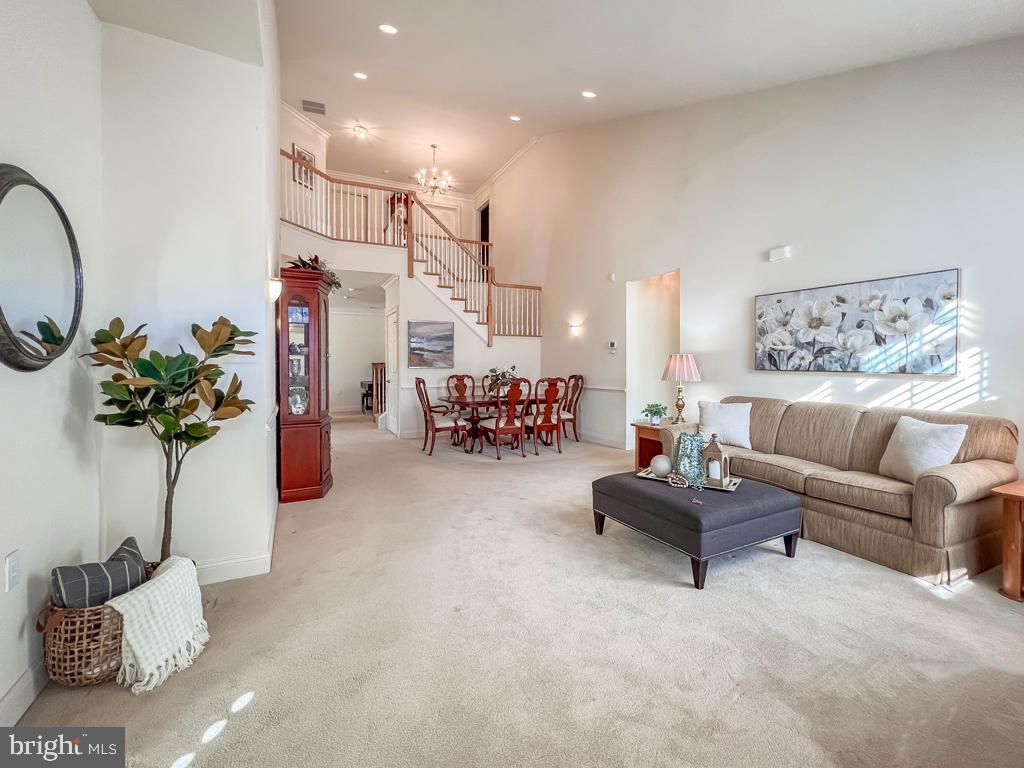 240 WILLOW DRIVE