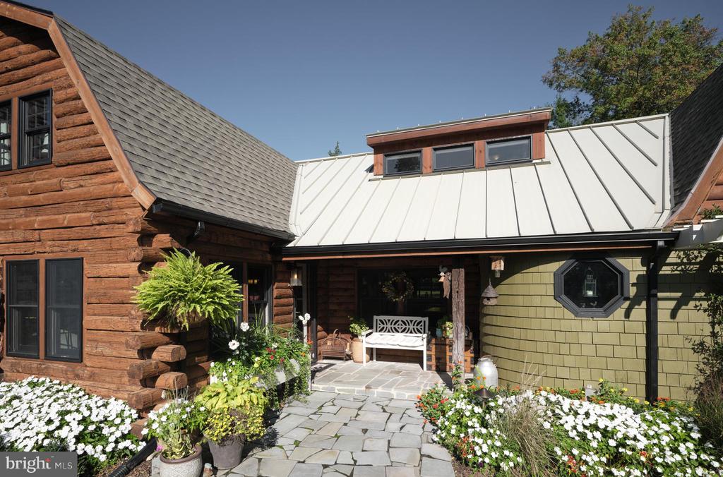 103 CENTER HILL ROAD