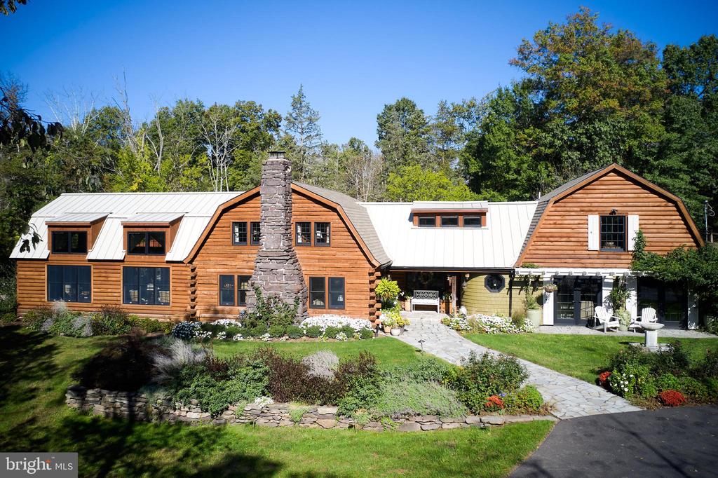 103 CENTER HILL ROAD