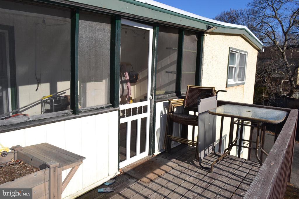 345 E DARK HOLLOW ROAD 3