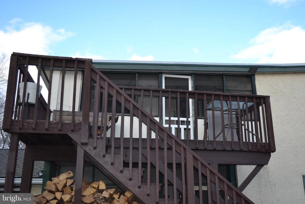 345 E DARK HOLLOW ROAD 3