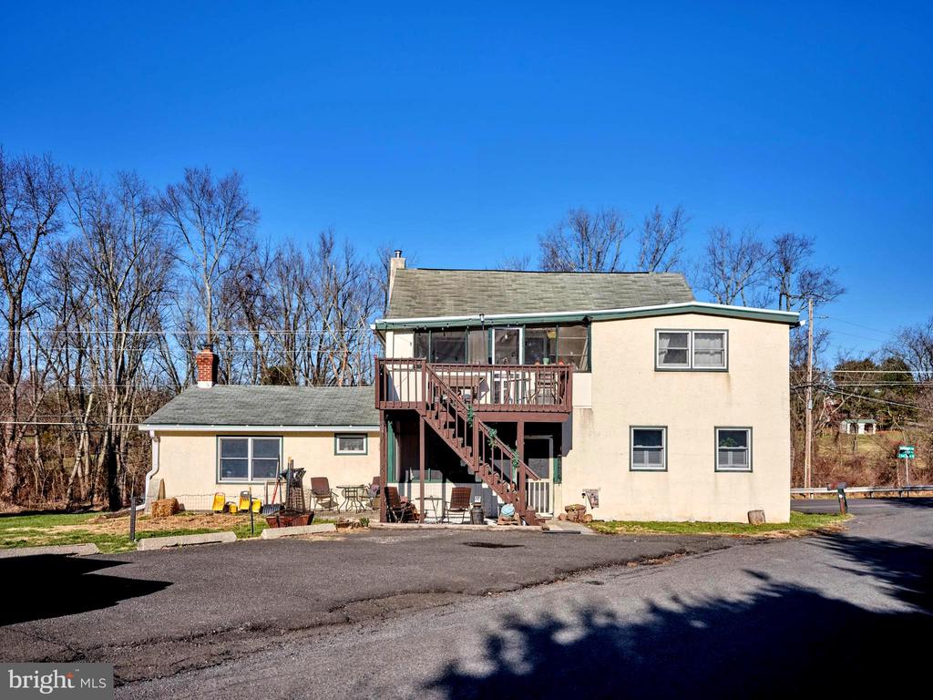 345 E DARK HOLLOW ROAD 3