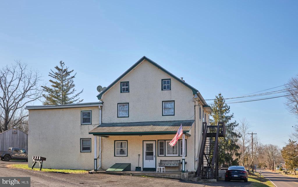 345 E DARK HOLLOW ROAD 3