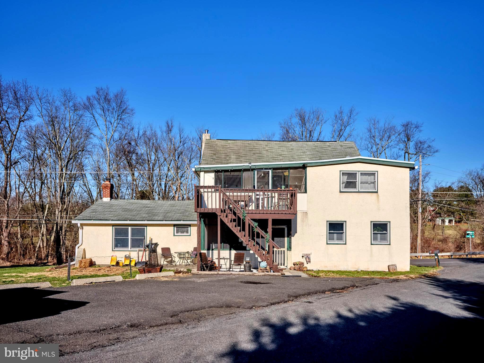 345 E DARK HOLLOW ROAD 3