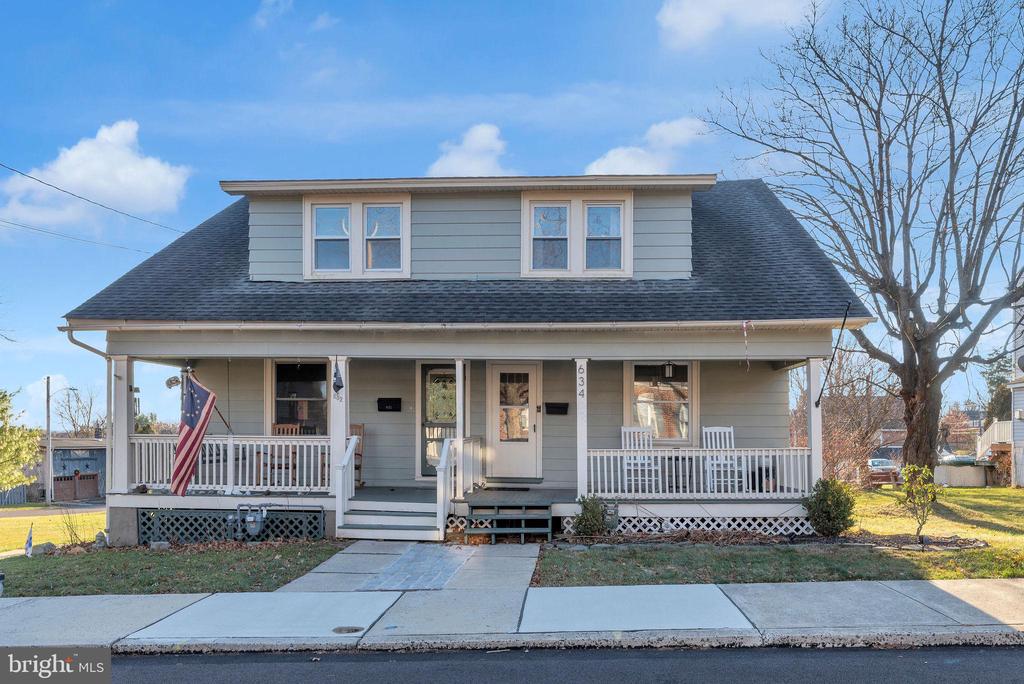 634 BUTTONWOOD STREET