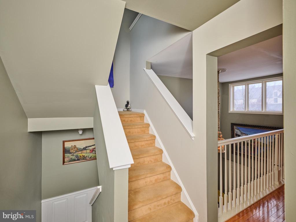 14 INGHAM WAY