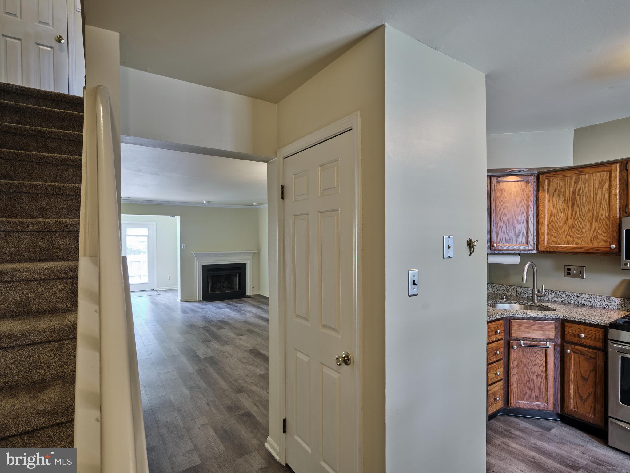 313 LEEDOM WAY 63