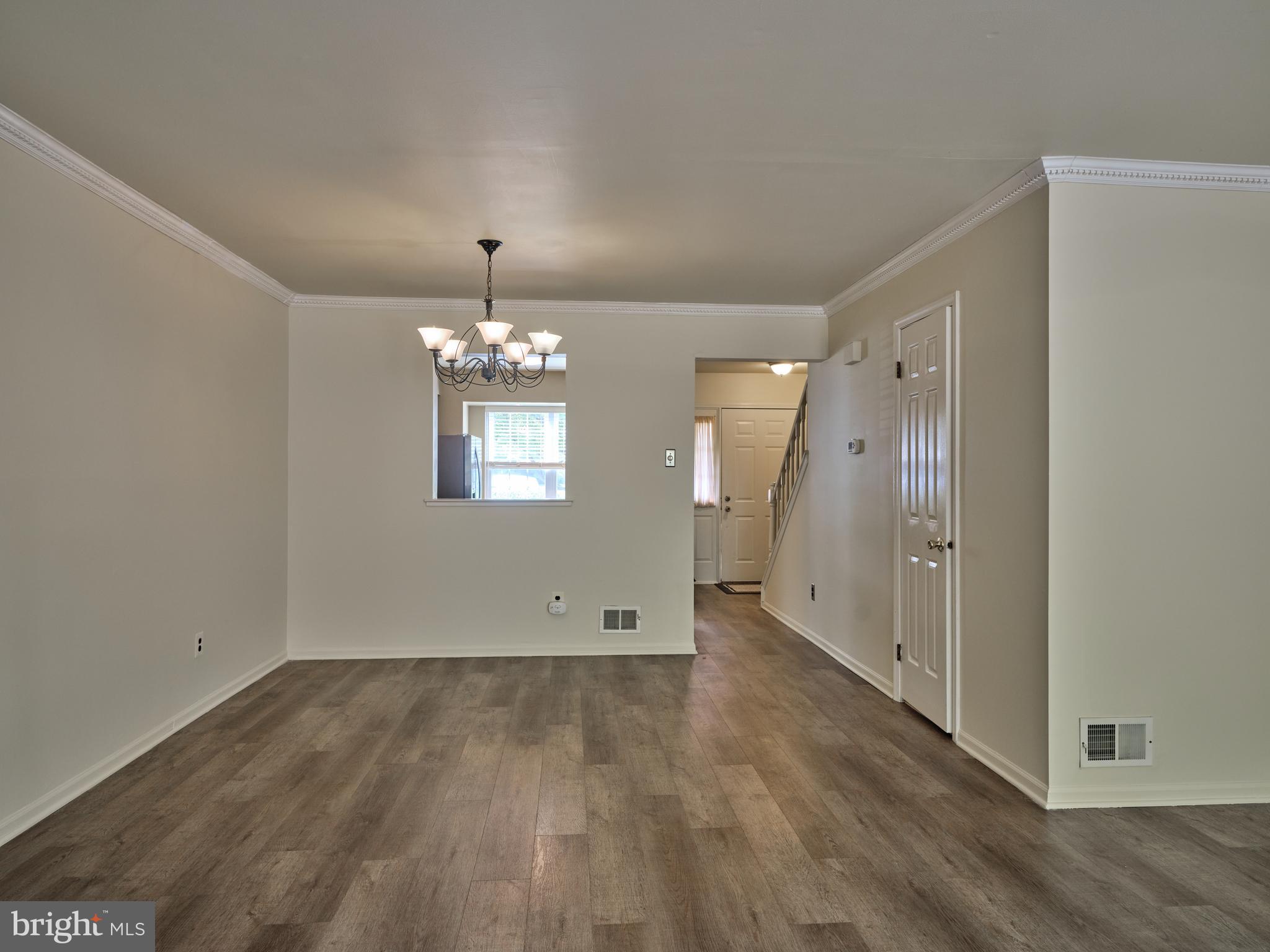 313 LEEDOM WAY 63