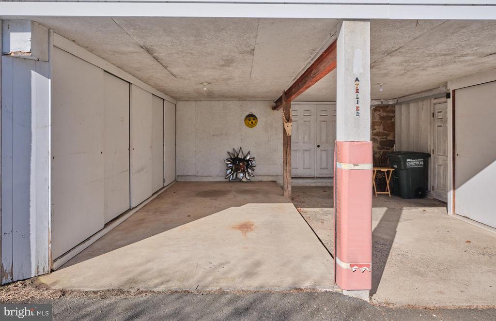 1808 BUSTLETON PIKE