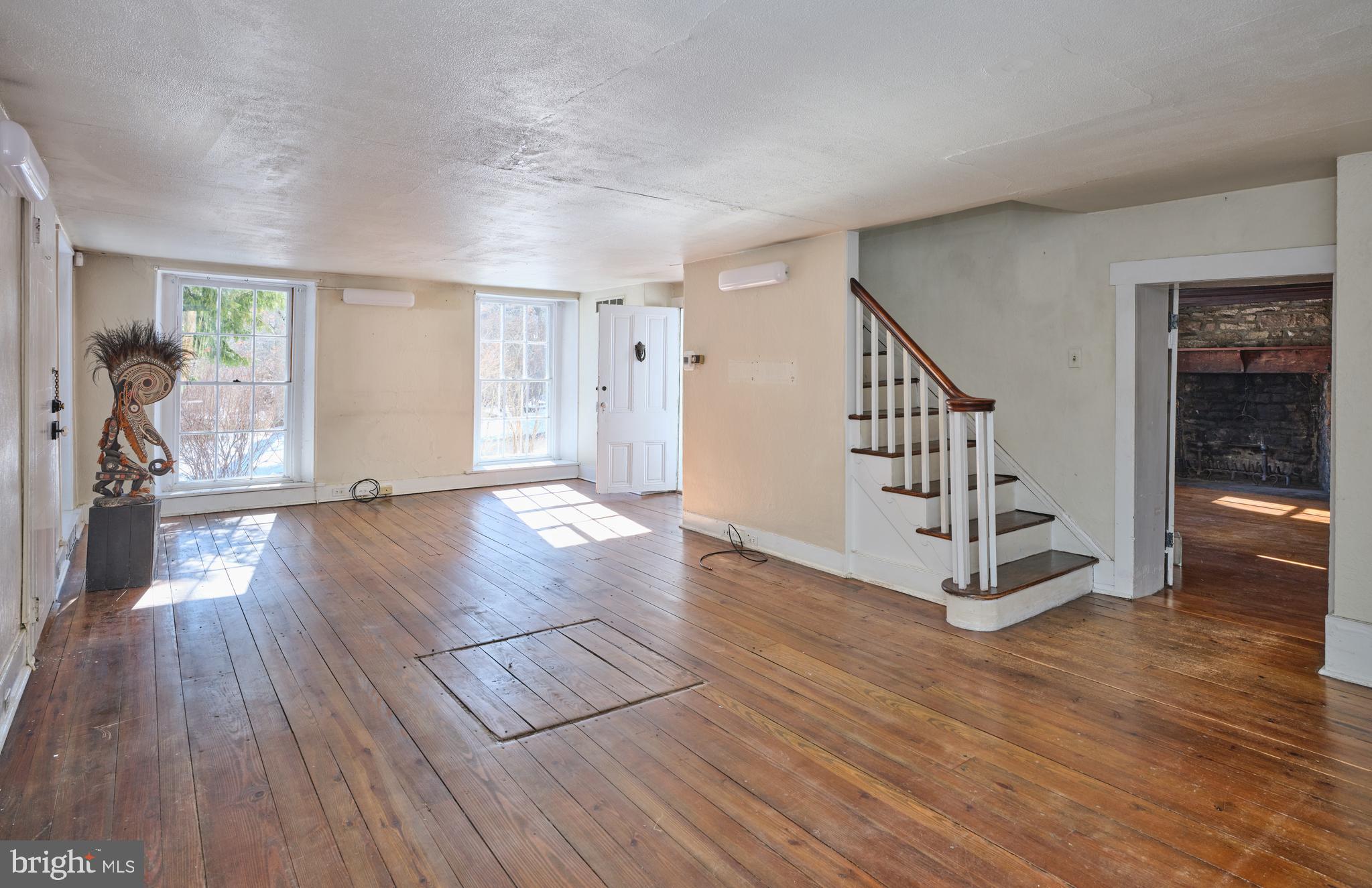 1808 BUSTLETON PIKE