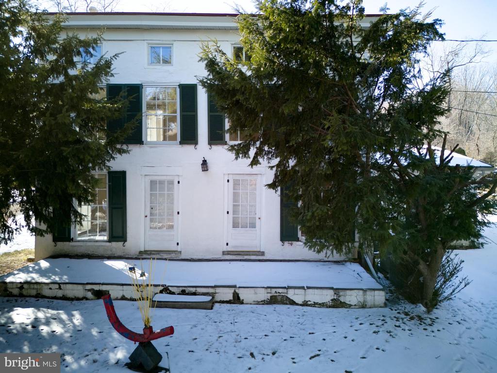 1808 BUSTLETON PIKE
