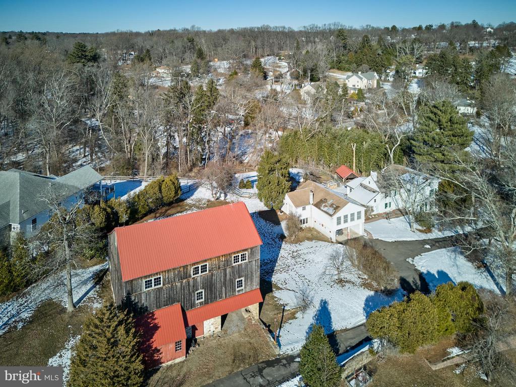 1808 BUSTLETON PIKE