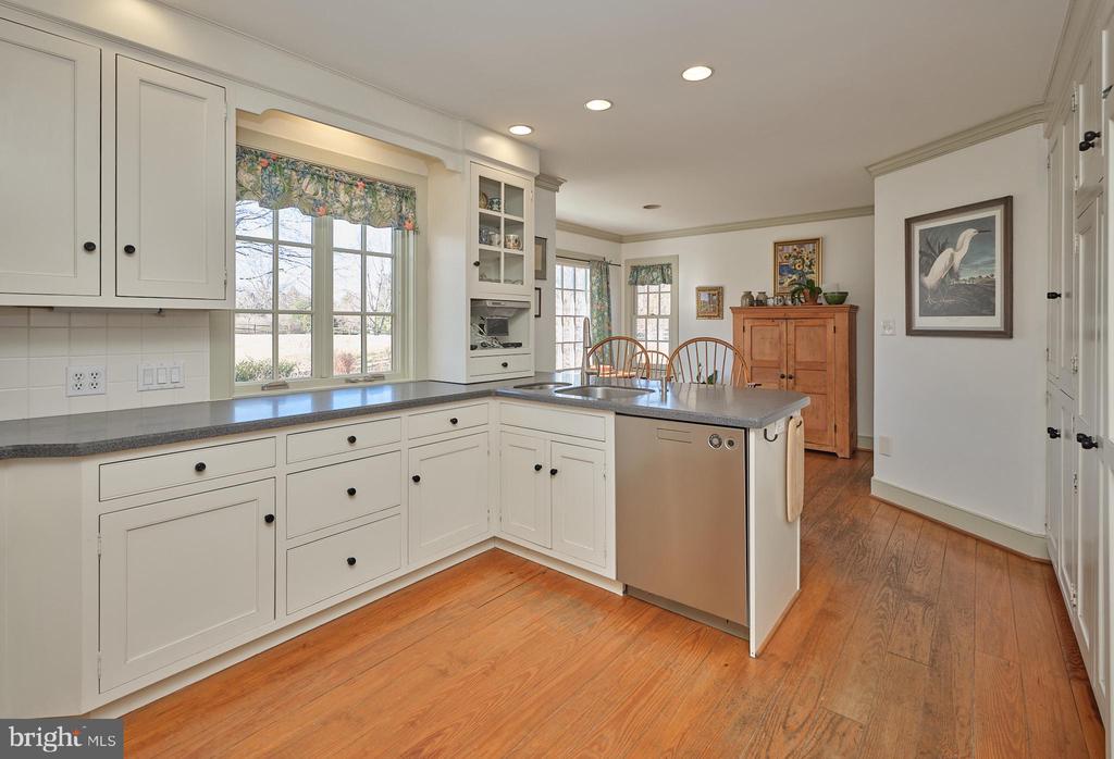 3063 COMFORT ROAD