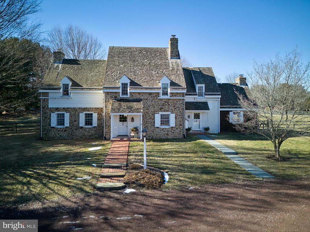 3063 COMFORT ROAD