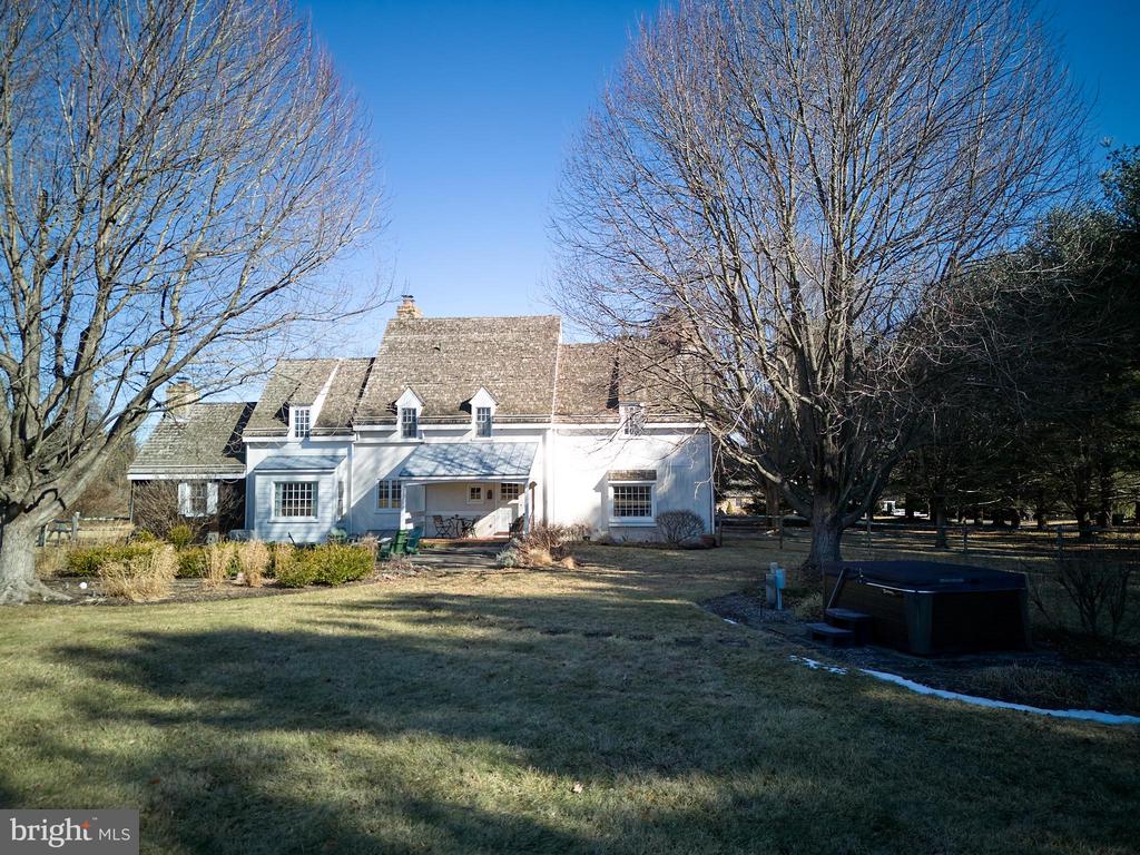 3063 COMFORT ROAD
