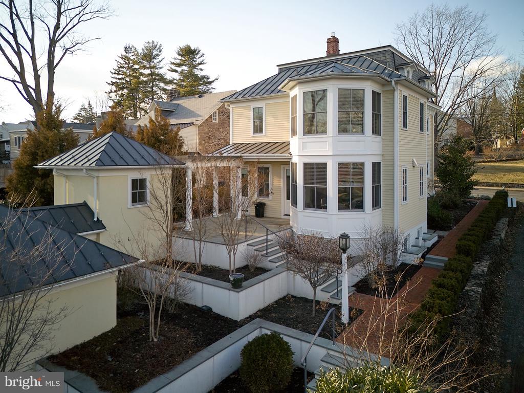 148 E STATE STREET