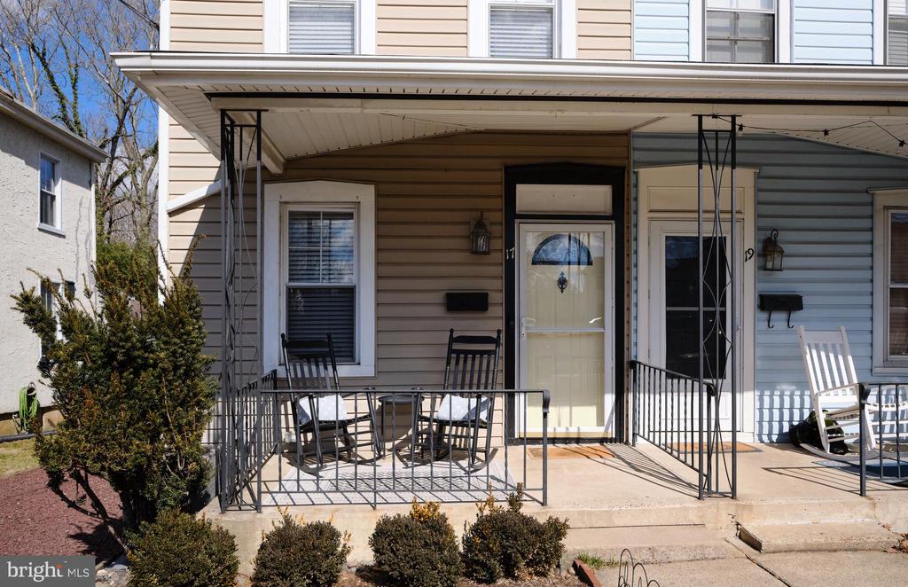 17 STERLING STREET