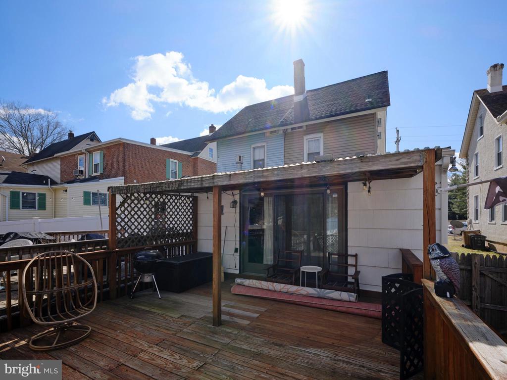17 STERLING STREET