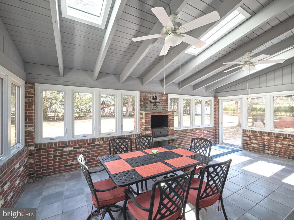 1280 TAYLORSVILLE ROAD