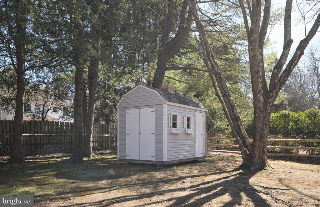 1280 TAYLORSVILLE ROAD