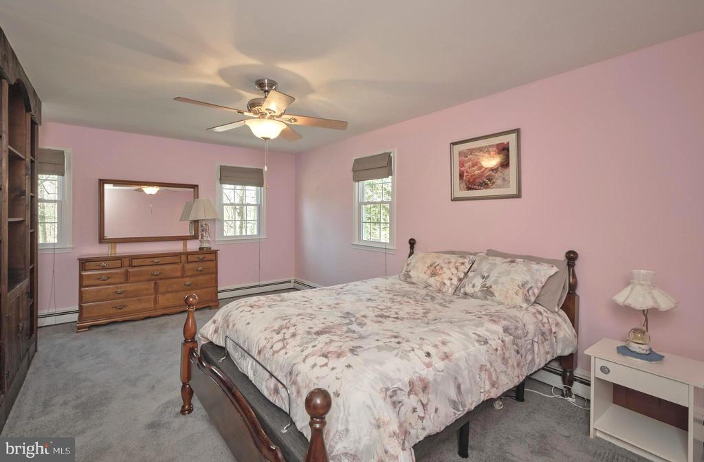1280 TAYLORSVILLE ROAD