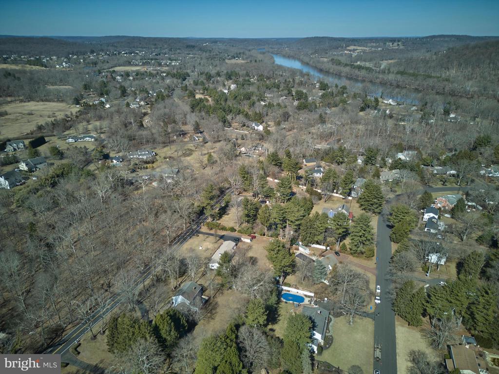 1280 TAYLORSVILLE ROAD