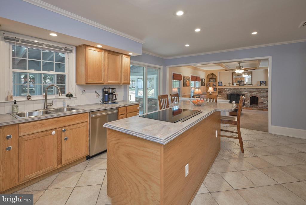 1280 TAYLORSVILLE ROAD