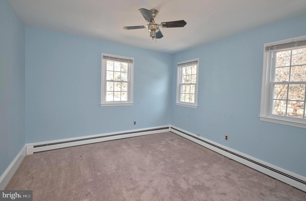 1280 TAYLORSVILLE ROAD