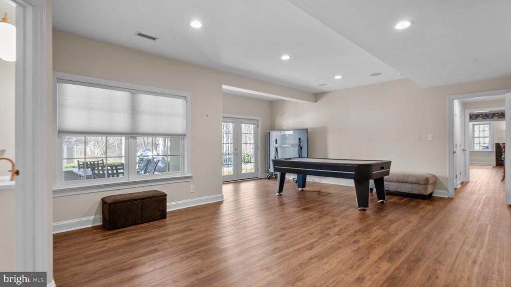 17 GREENBRIAR CIRCLE