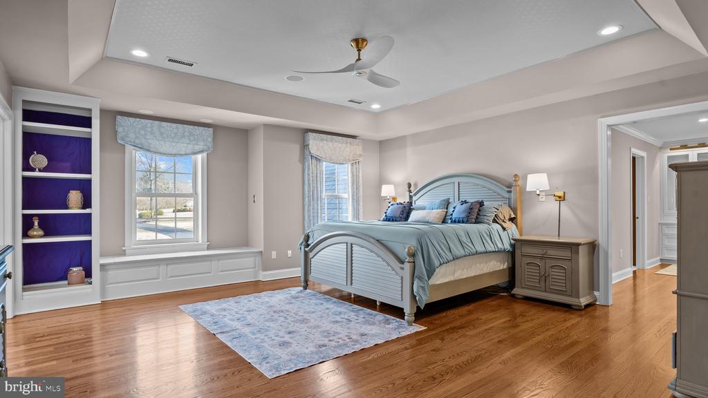 17 GREENBRIAR CIRCLE