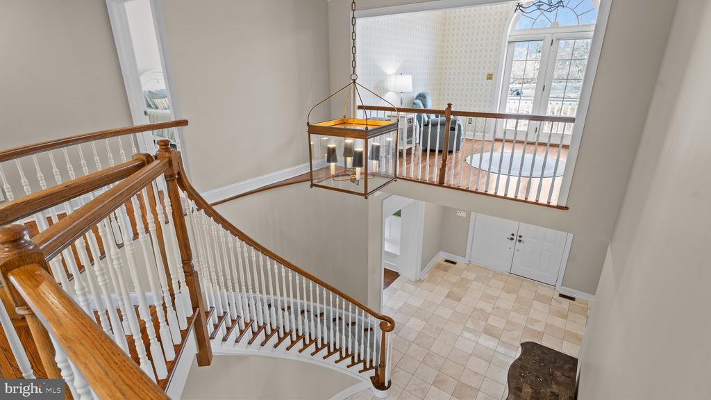 17 GREENBRIAR CIRCLE