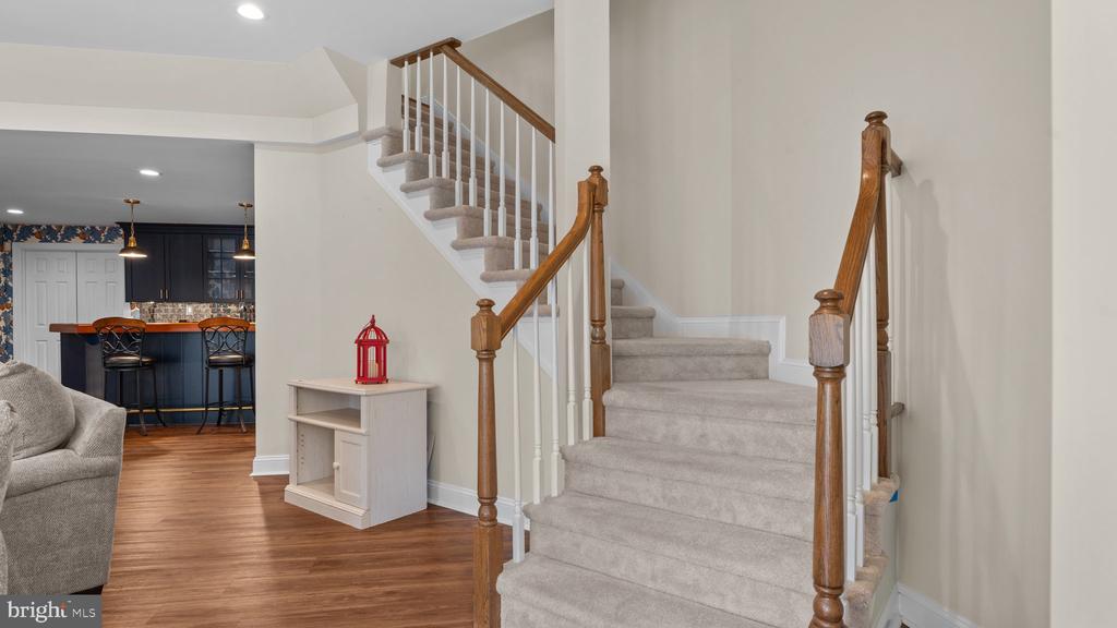 17 GREENBRIAR CIRCLE