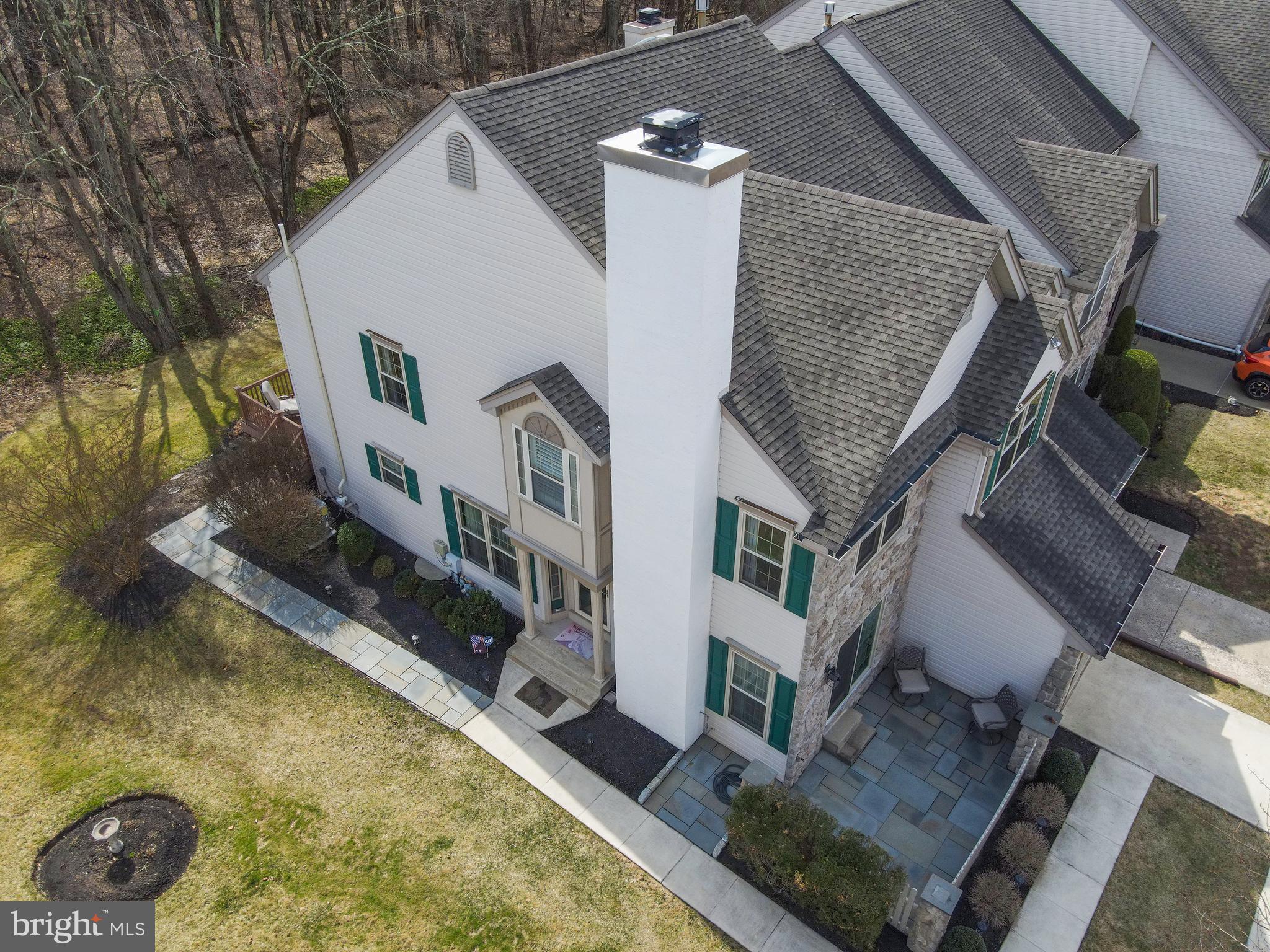5063 ROSEWOOD DRIVE