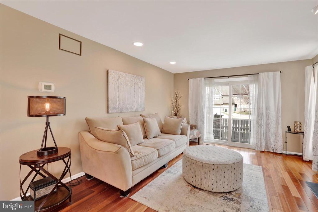 5063 ROSEWOOD DRIVE