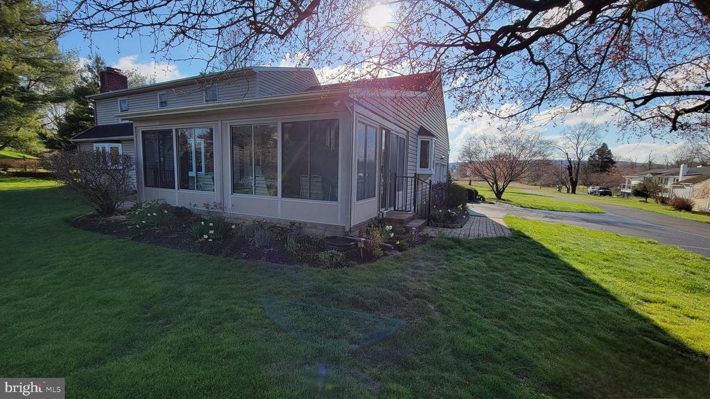 4902 ANDERSON ROAD