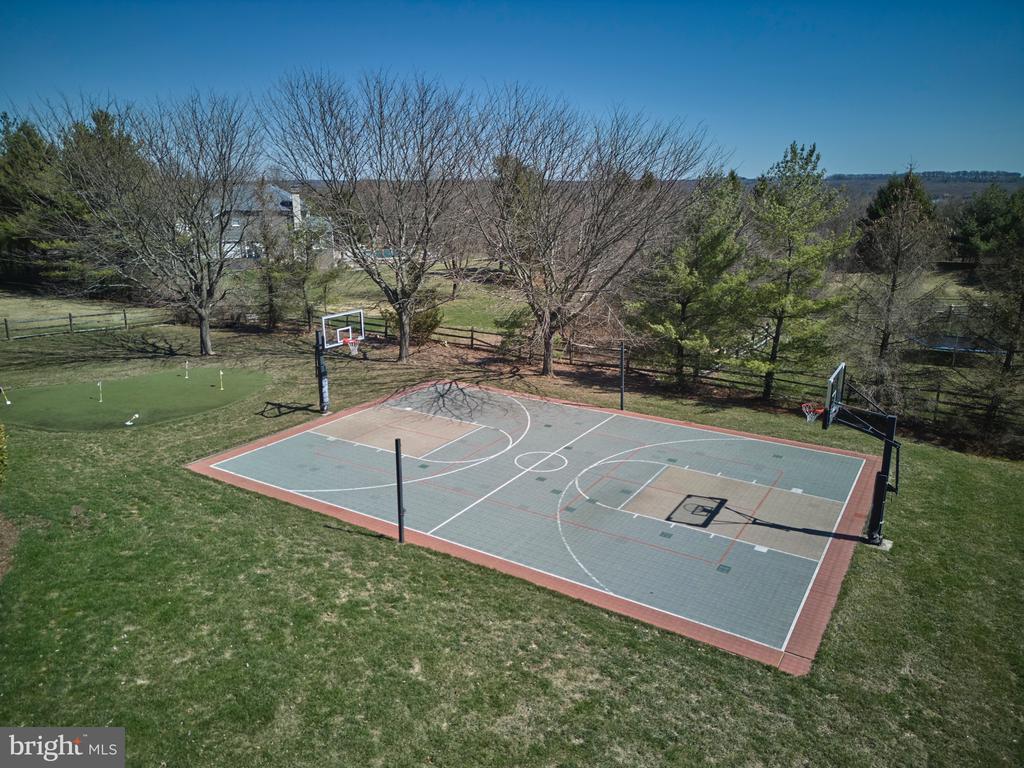 4524 EVERVIEW DRIVE