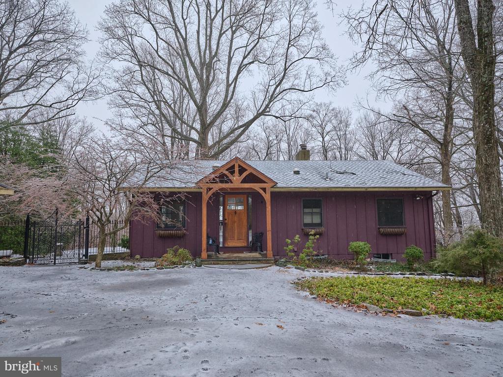 2946 COMFORT ROAD
