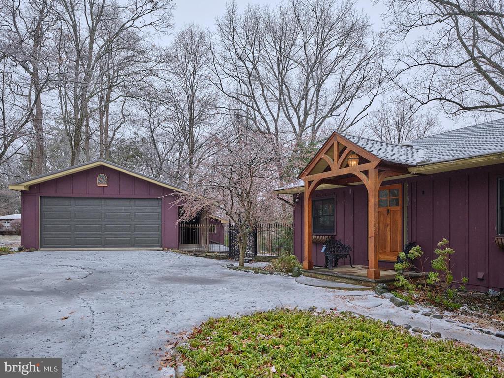 2946 COMFORT ROAD