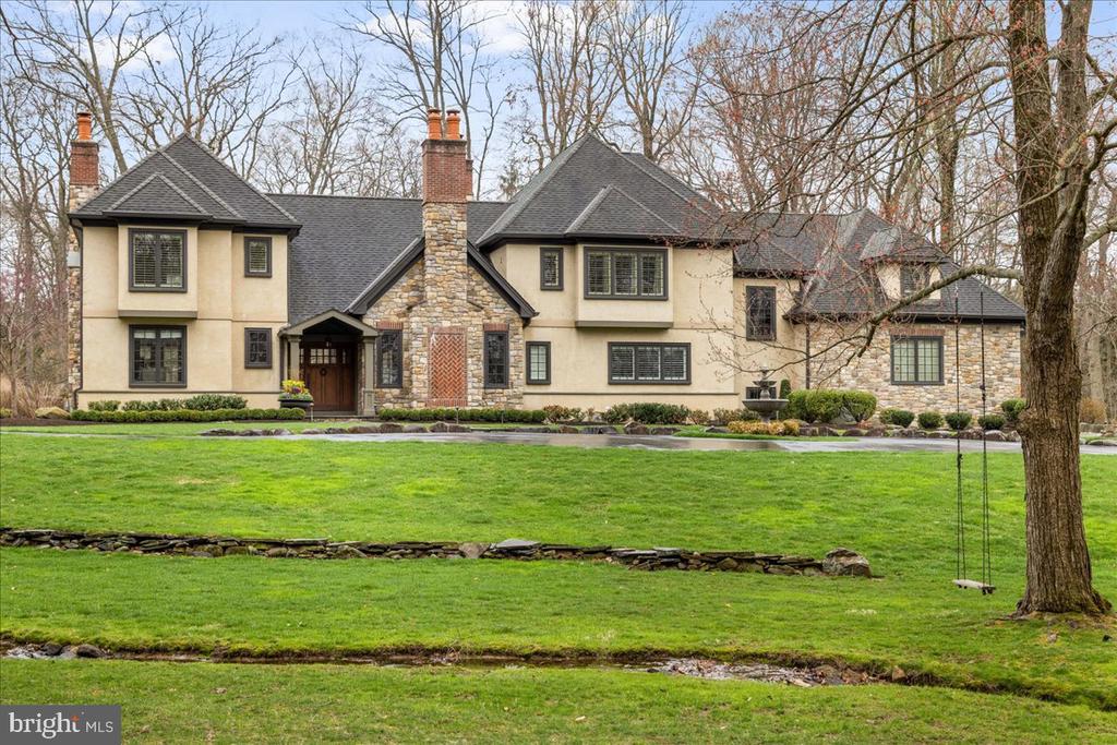 3516 WELLSFORD LANE