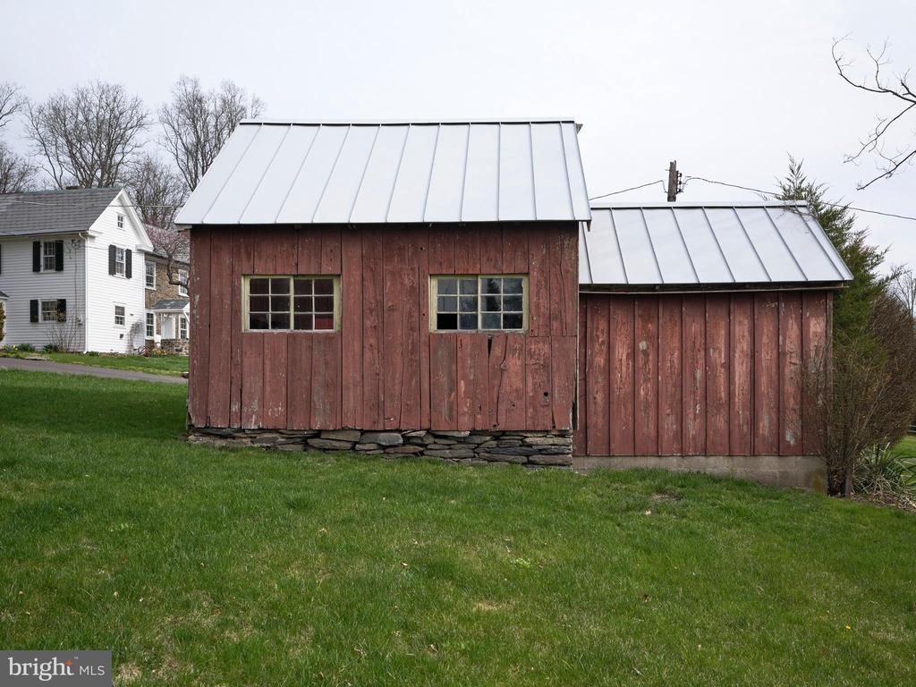3837 CURLY HILL ROAD