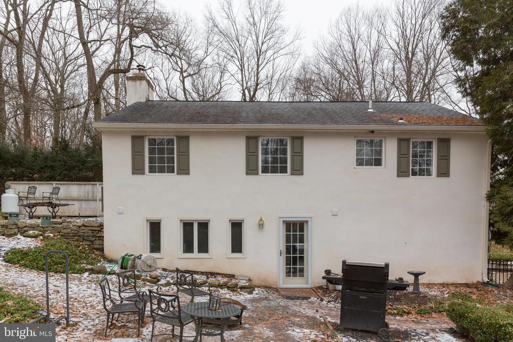 6920 UPPER YORK ROAD