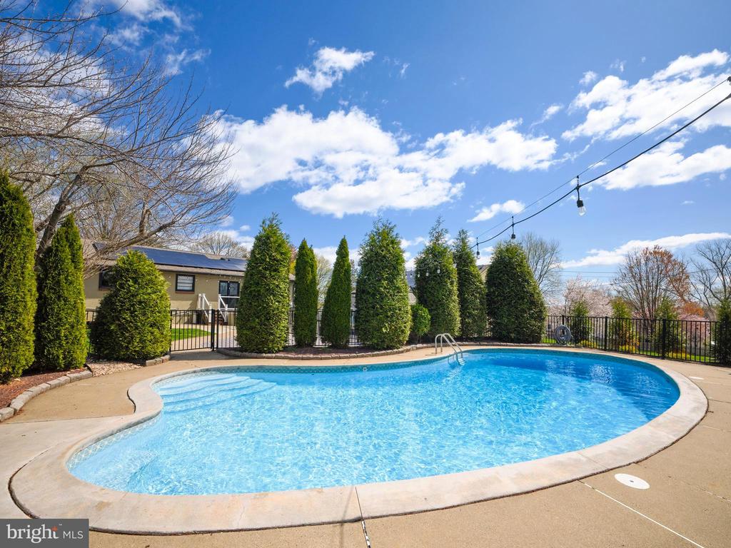 770 SWEETBRIAR DRIVE