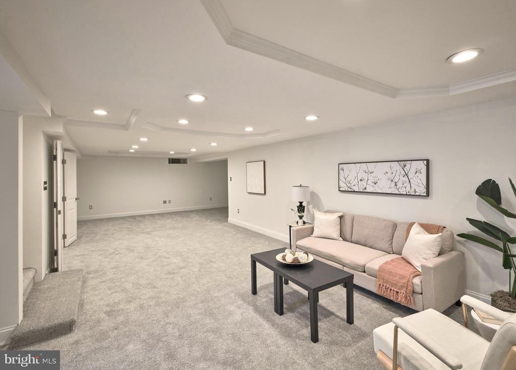 770 SWEETBRIAR DRIVE