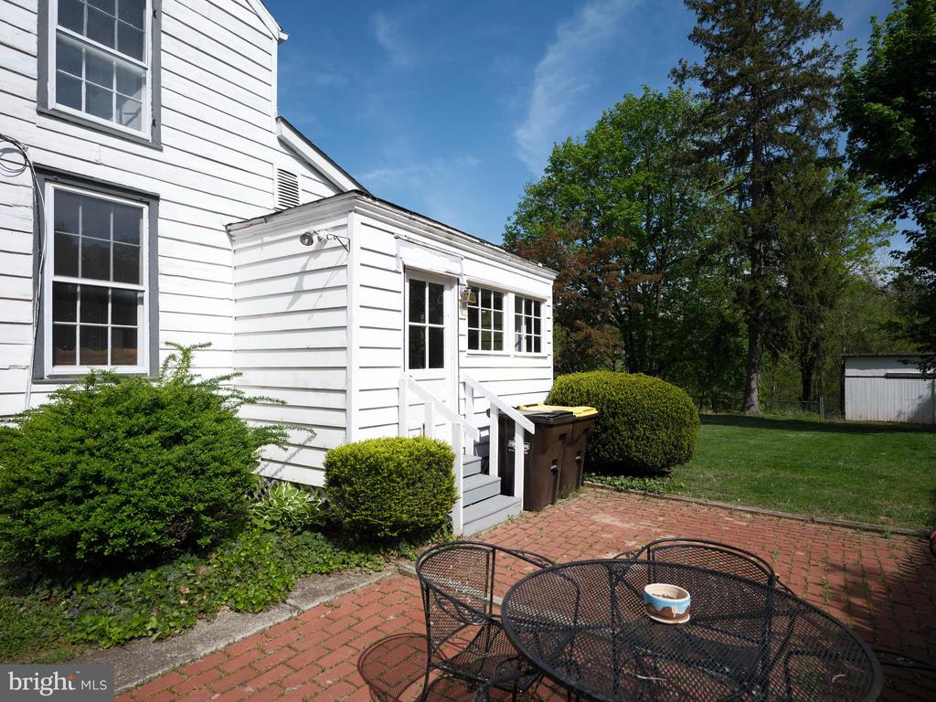 62 OLD YORK ROAD
