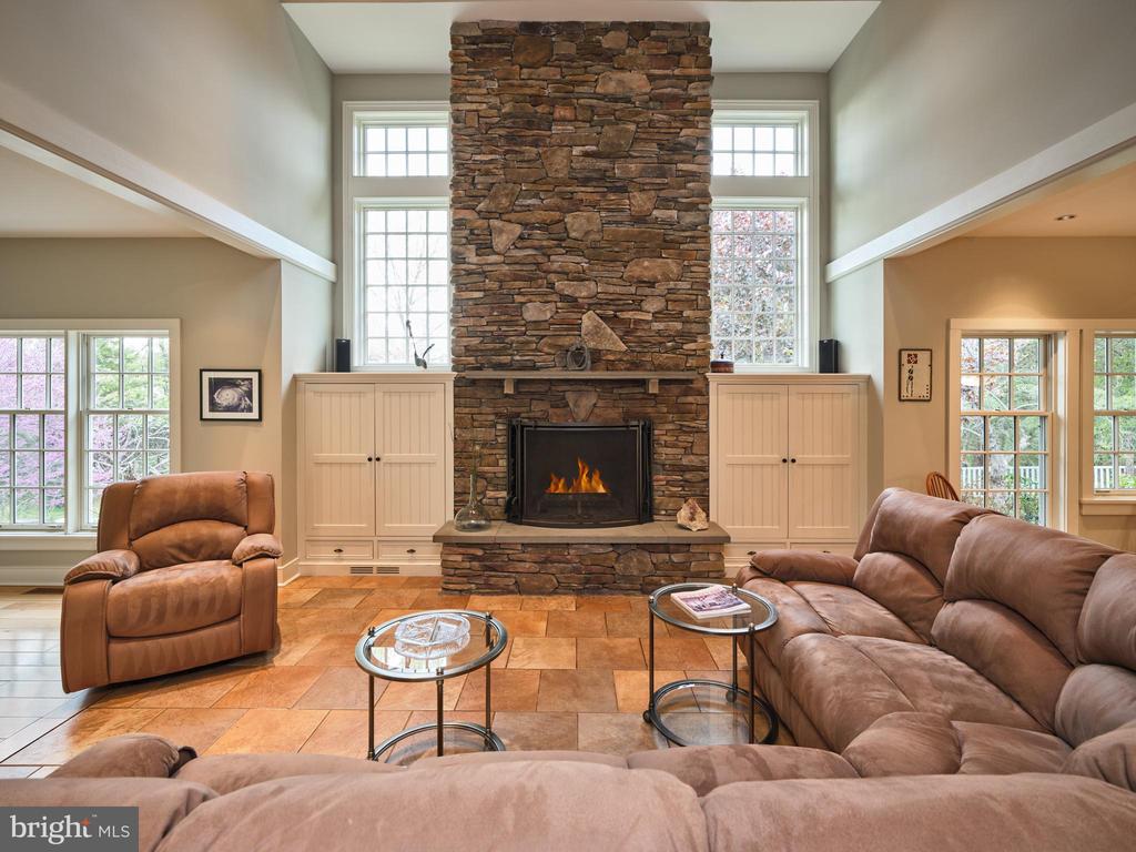 393 HOLLOW HORN ROAD