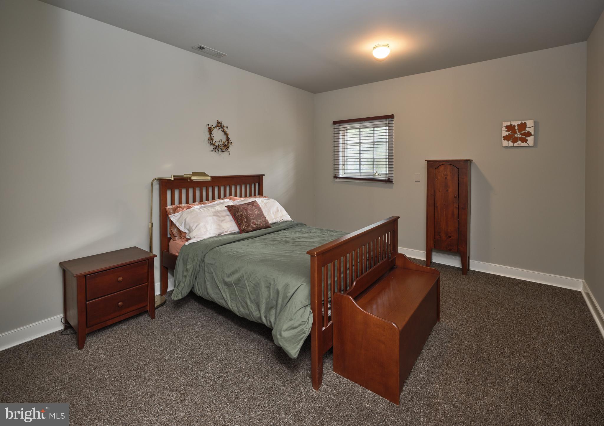 393 HOLLOW HORN ROAD