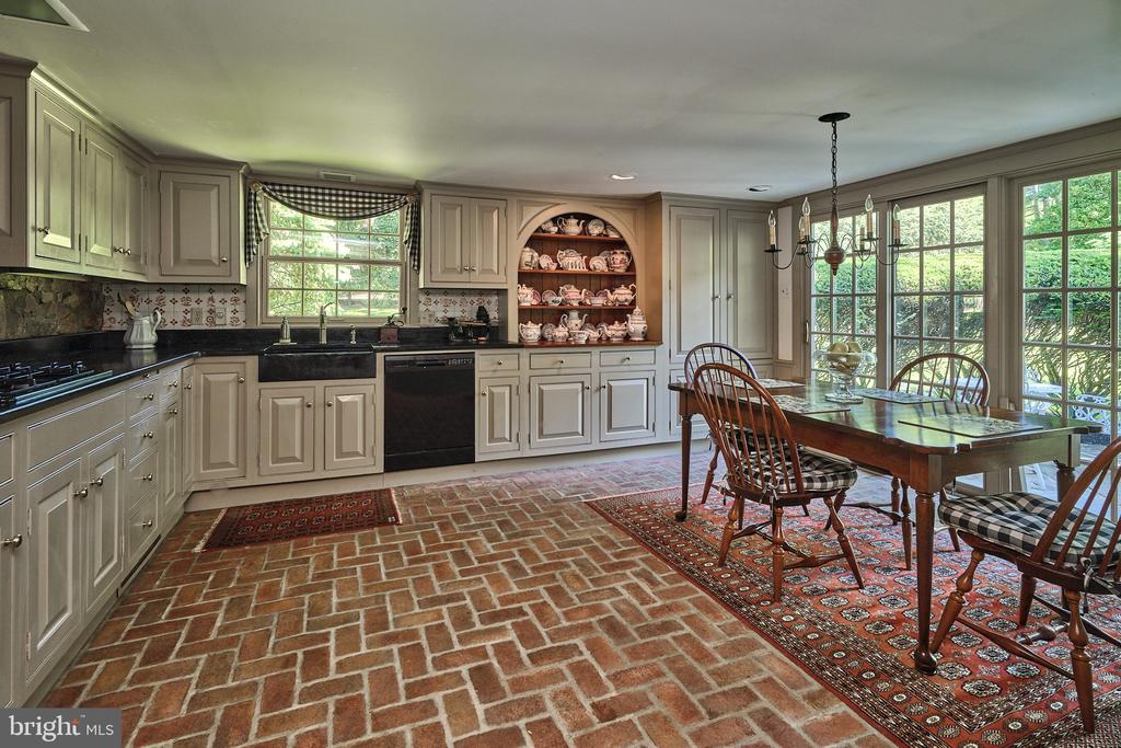 3257 EDISON FURLONG ROAD