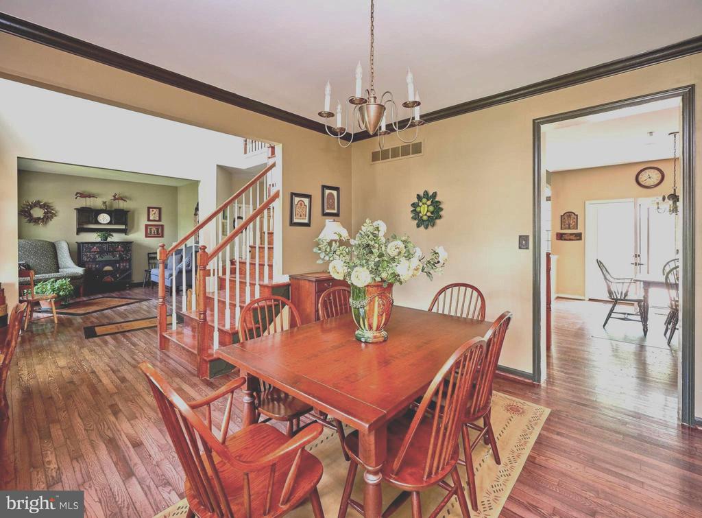 3474 POND VIEW DRIVE
