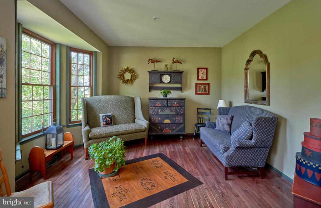 3474 POND VIEW DRIVE